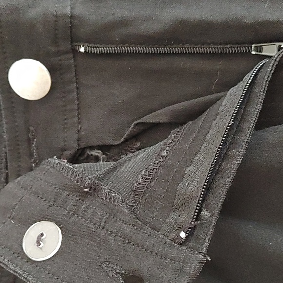 Soho Apparel Burmada Shorts Size 6 - Picture 3 of 5